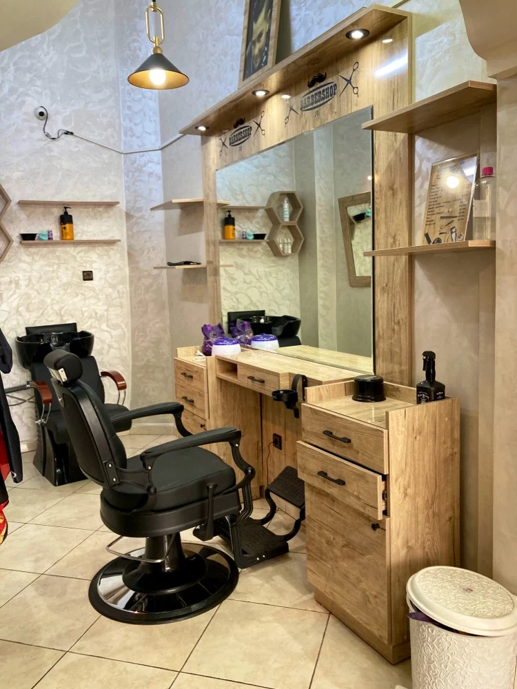 Poste de coiffure detail